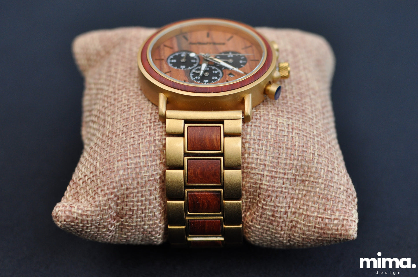 zegarek drewniany .Liverpool - 44 mm