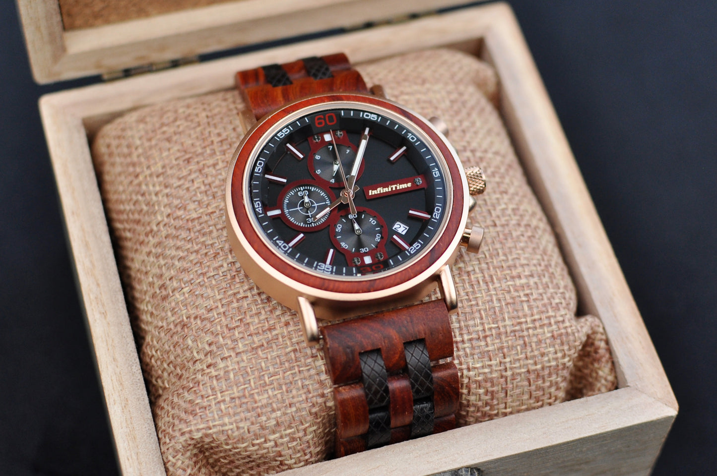 zegarek drewniany .Manchester - 44 mm